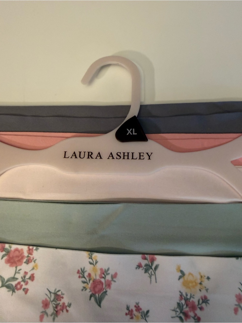 LAURA ASHLEY NO-SHOW PANTIES SZ XL NEW - Picture 2 of 5